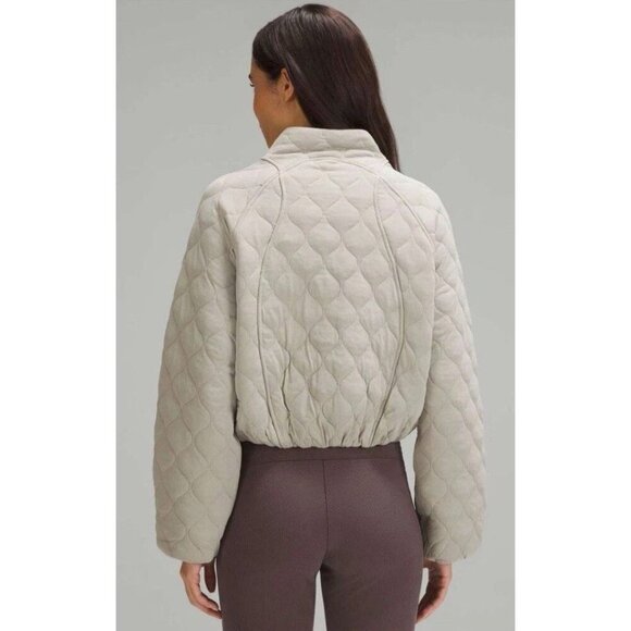 $148 Lululemon Women’s Quilted Bomber Jacket River Stone Light Gray 8 Zip Up - Picture 2 of 6
